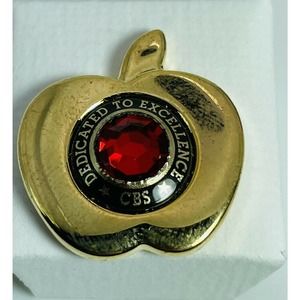 CBS Service To Excellence Pin Widow Of Local Anchor ESTATE Sale Washington DC